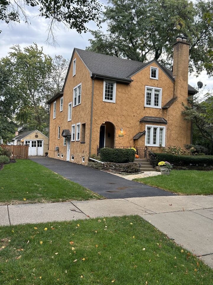 425 N Catherine Avenue  La Grange Park IL 60526 photo