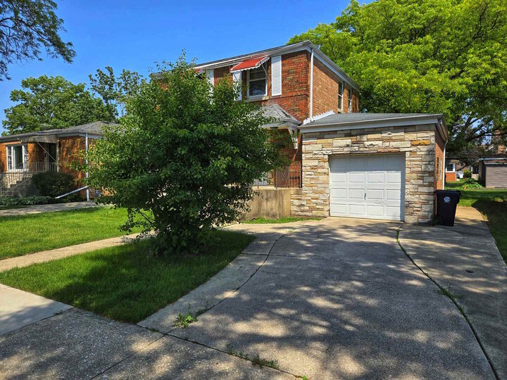Property Photo:  1811 Downing Avenue  IL 60154 