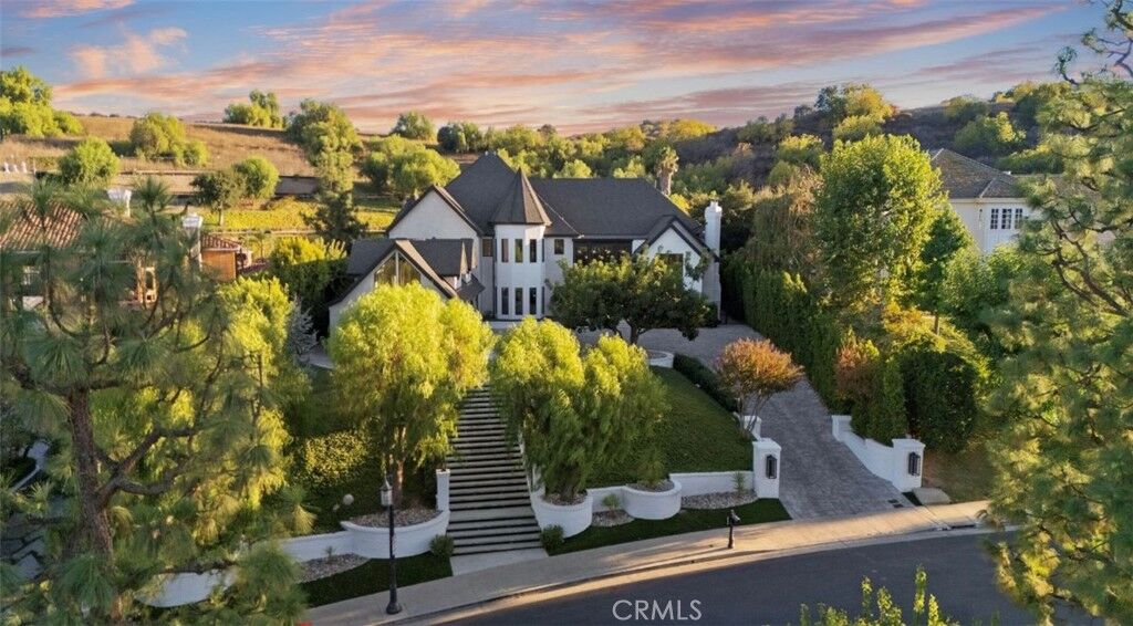 Property Photo: 20620 Chatsboro Drive CA 91364