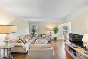 Property Photo: 676 12th Avenue S 676 FL 34102