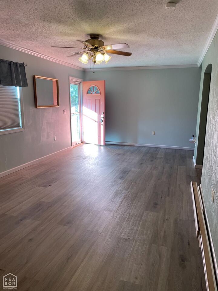 Property Photo:  626 N Holman Street  AR 72417 