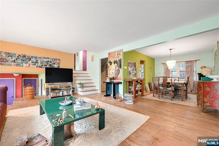 Property Photo: 7 Edgewood Court NJ 07642