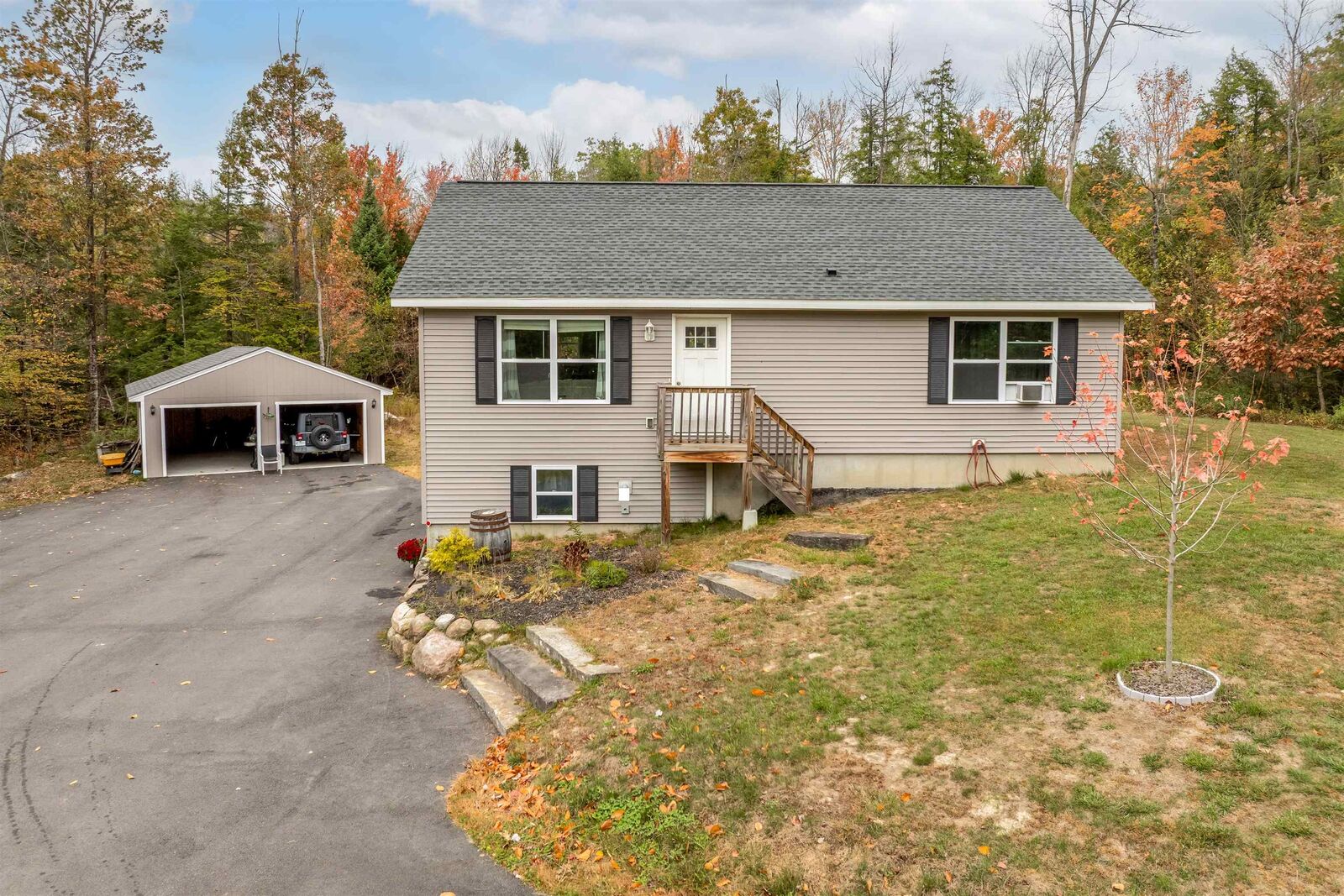 Property Photo:  524 Bradford Road  NH 03773 