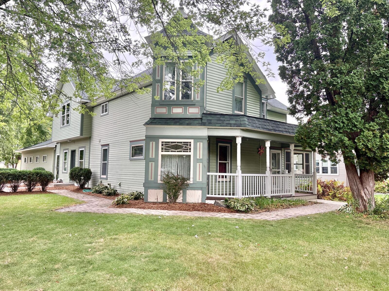 Property Photo:  313 Angel Avenue SW  MN 55388 