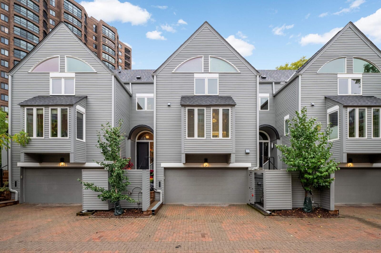 Property Photo: 32 Greenway Gables MN 55403