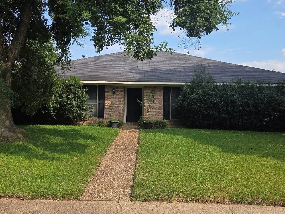 Property Photo: 600 Rock Hollow Drive LA 71115
