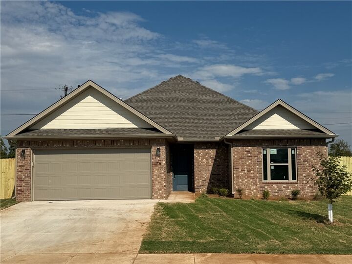 76 W Gilpin Street  Farmington AR 72730 photo