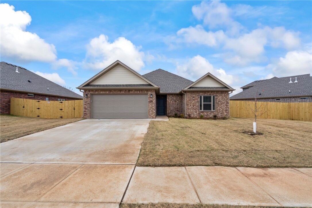 Property Photo: 76 W Gilpin Street AR 72730