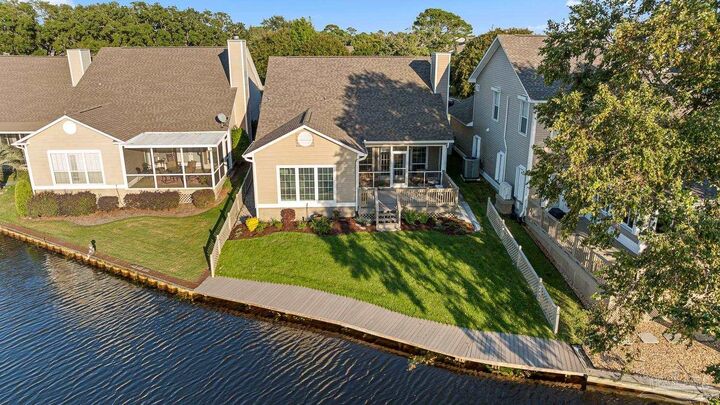 1071 Lionsgate Ln  Gulf Breeze FL 32563 photo