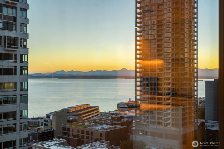 2033  2nd Avenue 1111  Seattle WA 98121 photo