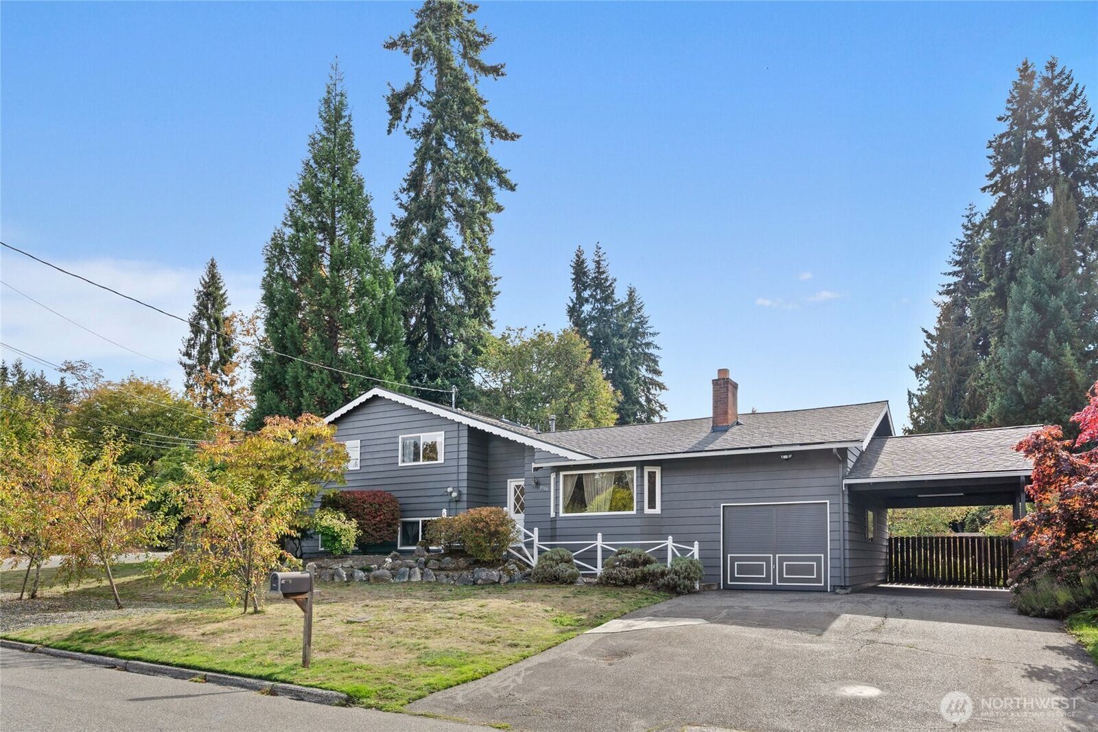 Property Photo: 8506 244th Street SW WA 98026