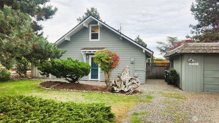 8130  Cowichan Road  Blaine WA 98230 photo
