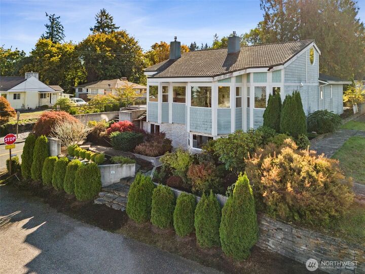 Property Photo:  204  Rockwell Avenue  WA 98366