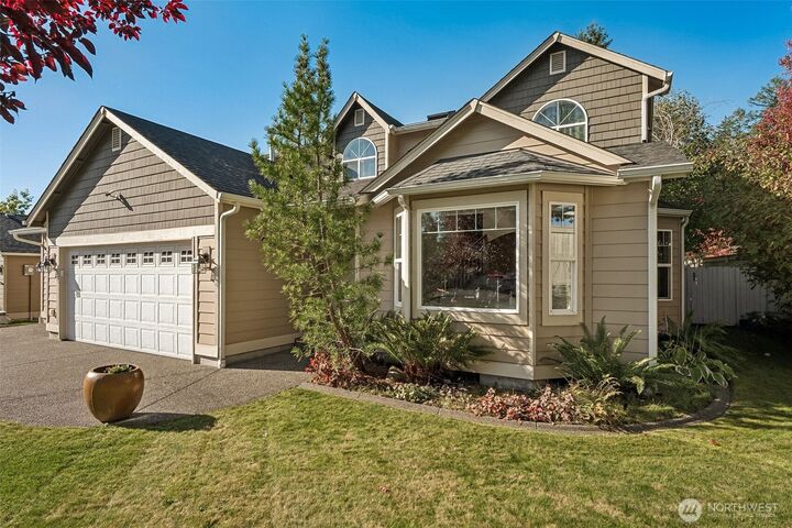 Property Photo: 3050 Campus Prairie Loop NE WA 98516