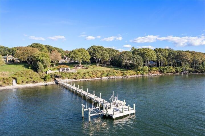 1191 North Main Road  Jamestown RI 02835 photo