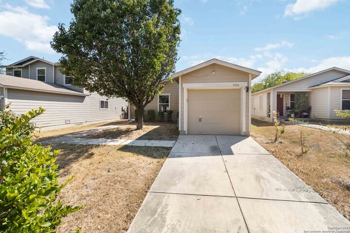Property Photo: 9906 Barhill Bay TX 78245