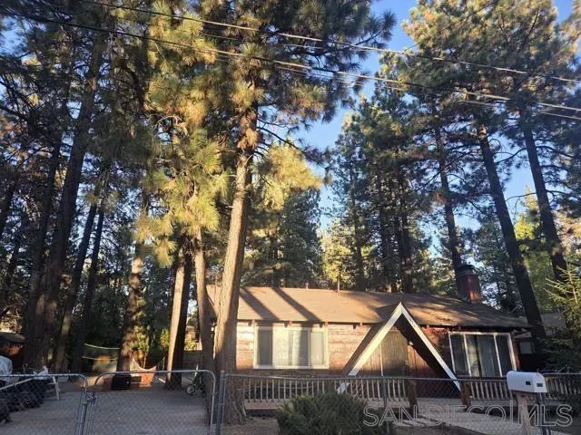 936 Wendy Ave  Big Bear City CA 92314 photo