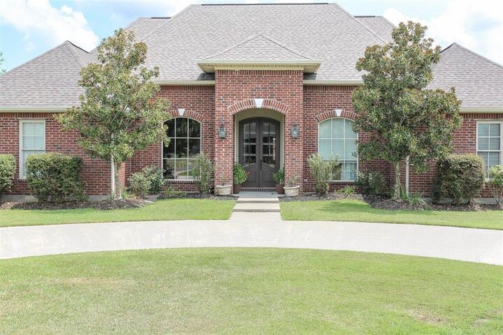Property Photo:  231 Merlot Drive  LA 70611 