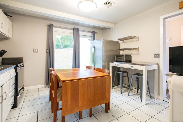 Property Photo:  85 Ann Avenue  CT 06355 