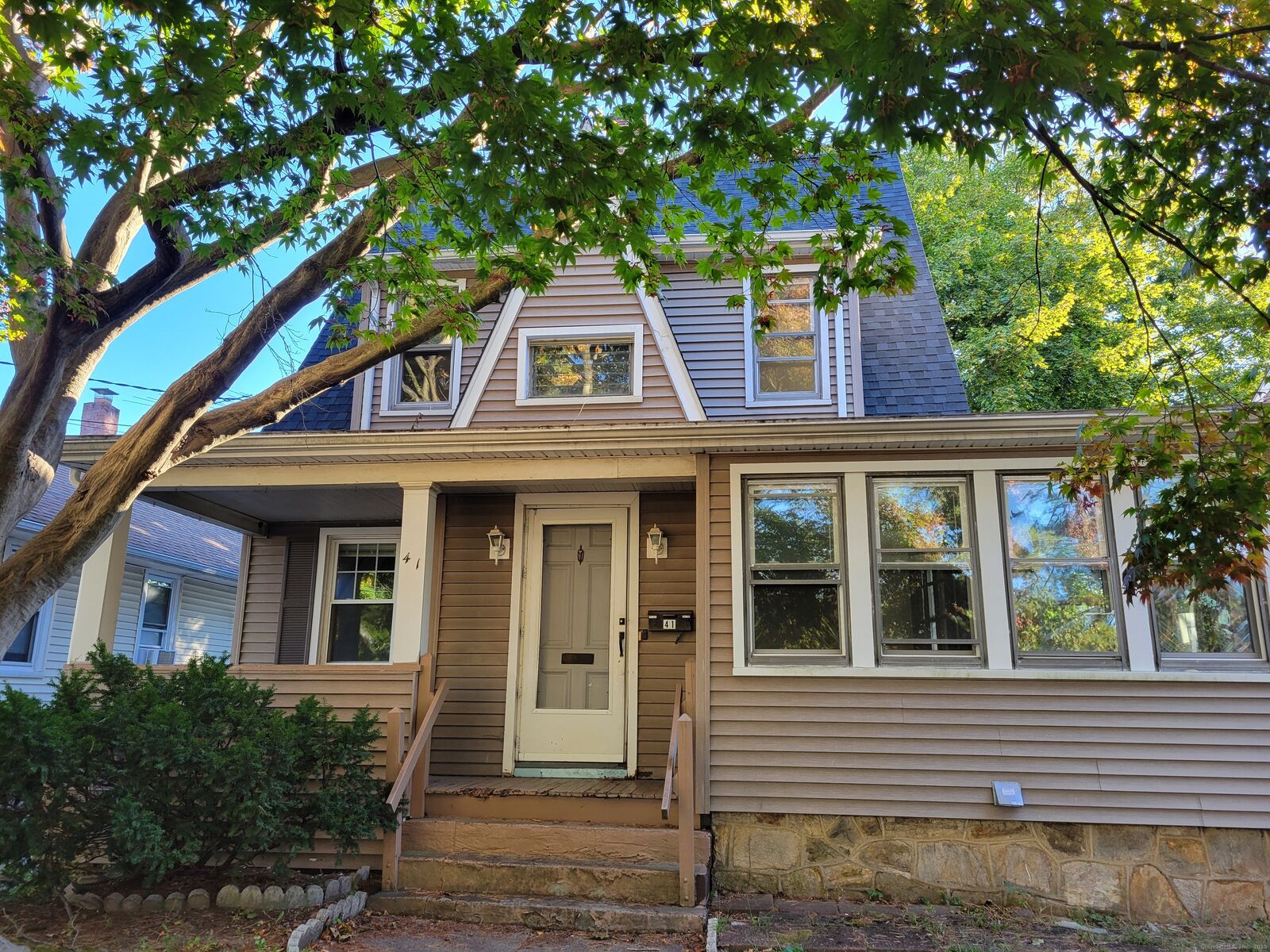 Property Photo: 41 Avon Street CT 06461