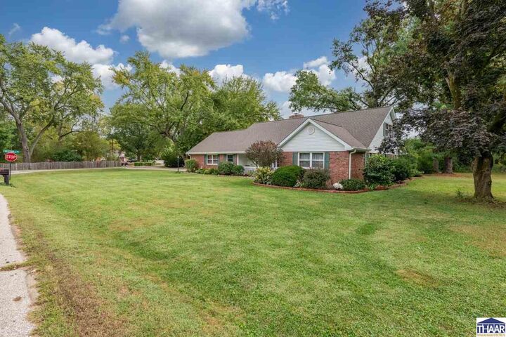 Property Photo: 31 E Gateway Drive IN 47802