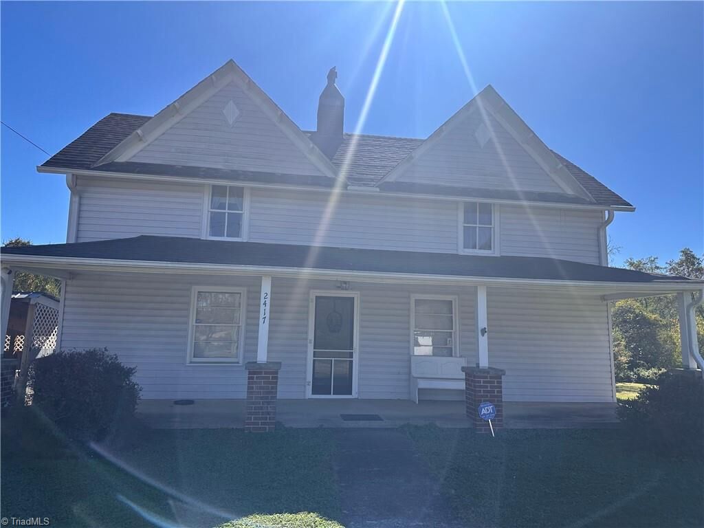 Property Photo:  2417 Thurmond Road  NC 28683 