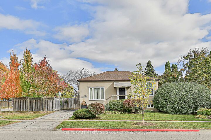 181 Muriel Street  Newmarket ON L3Y 3N1 photo