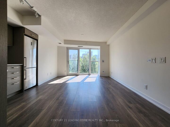 Property Photo:  219 Dundas Street E 701  ON M5A 0V1