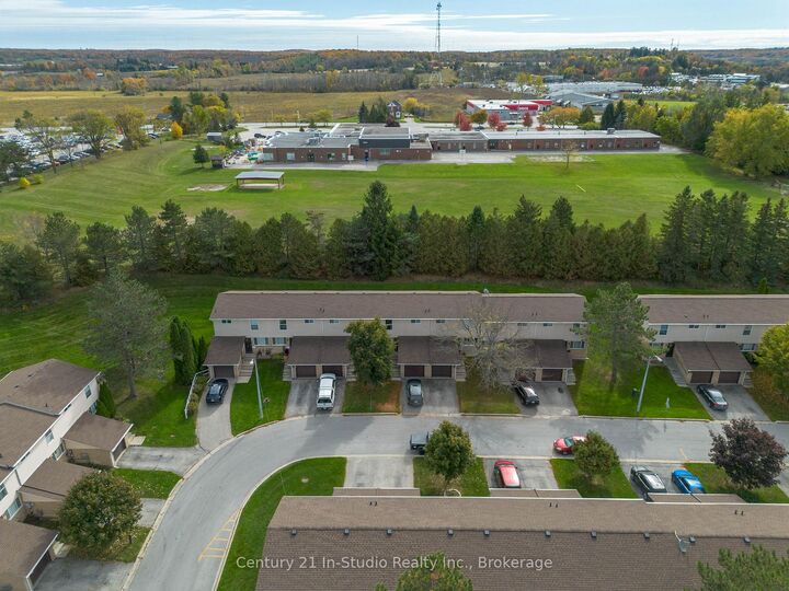 86 Laurie Crescent 86  Owen Sound ON N4K 6C3 photo