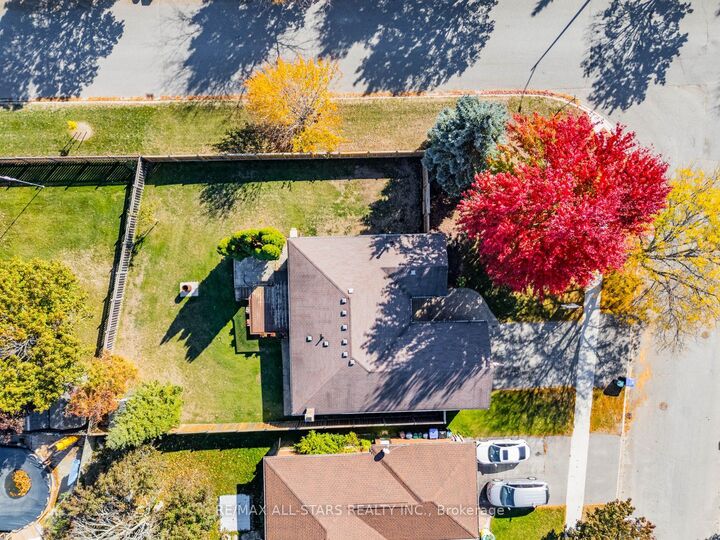Property Photo:  1967 Annecca Street  ON L9S 1W7