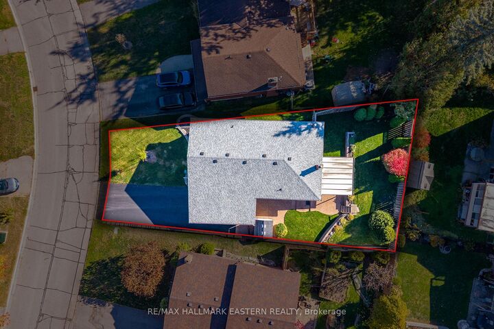 Property Photo: 1275 Hopewell Avenue ON K9H 6T2