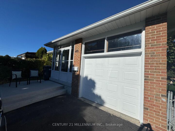 Property Photo: 149 Manitou Crescent Upper ON L6S 2Z6