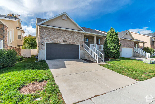 Property Photo: 10896 S Poplar Brook Pl UT 84009