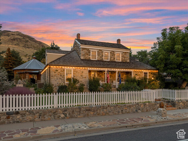 Property Photo:  252 N 400 E  UT 84014 