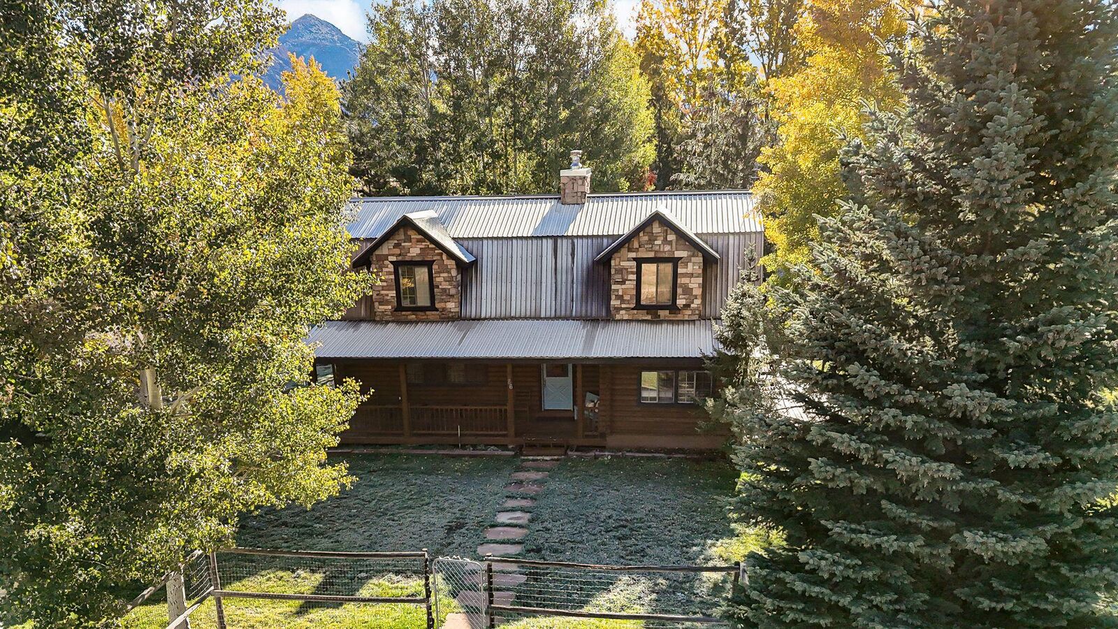 Property Photo: 82 N 400 W UT 84781