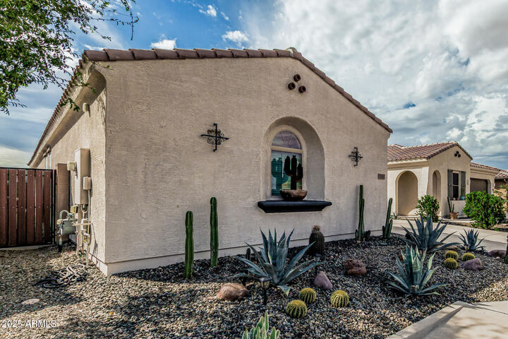 Property Photo:  11695 E Chevelon Trail  AZ 85118