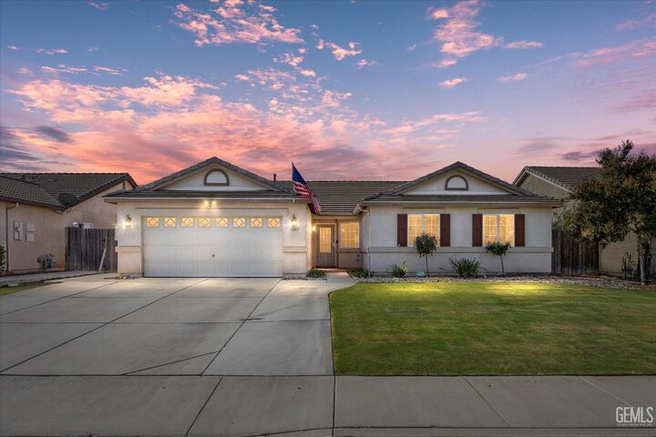 Property Photo: 12305 Quiet Pasture Drive CA 93312