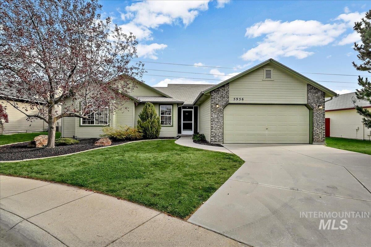 Property Photo: 5956 S Rock Rose Pl. ID 83716