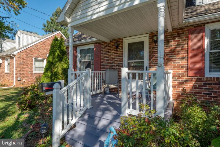 Property Photo:  117 N Forrest Street  PA 17404 