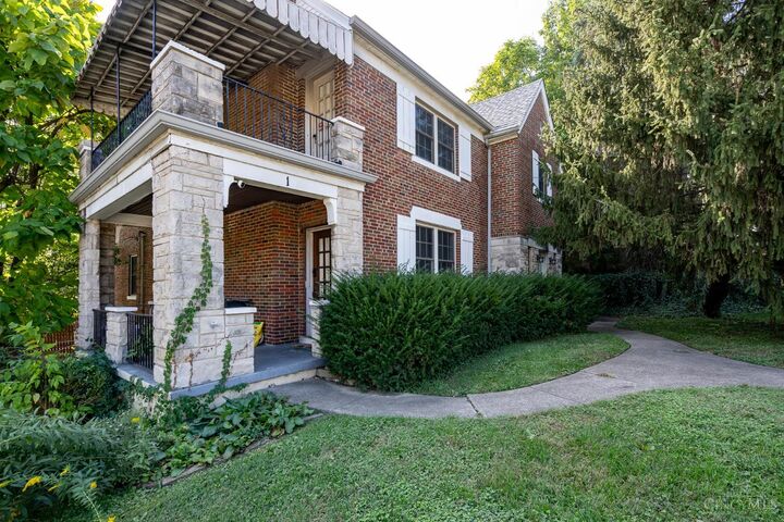 Property Photo: 501 Terrace Avenue OH 45220