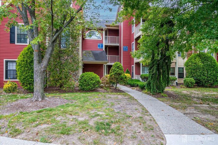 353 Crosspointe Drive  East Brunswick NJ 08816 photo