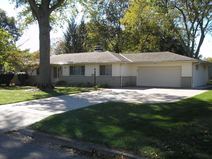 Property Photo: 4299 Colerain Avenue OH 43214