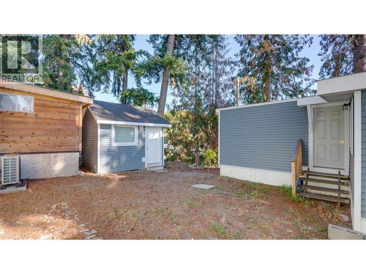 Property Photo:  6588 97A Highway 41  BC V0E 1V3
