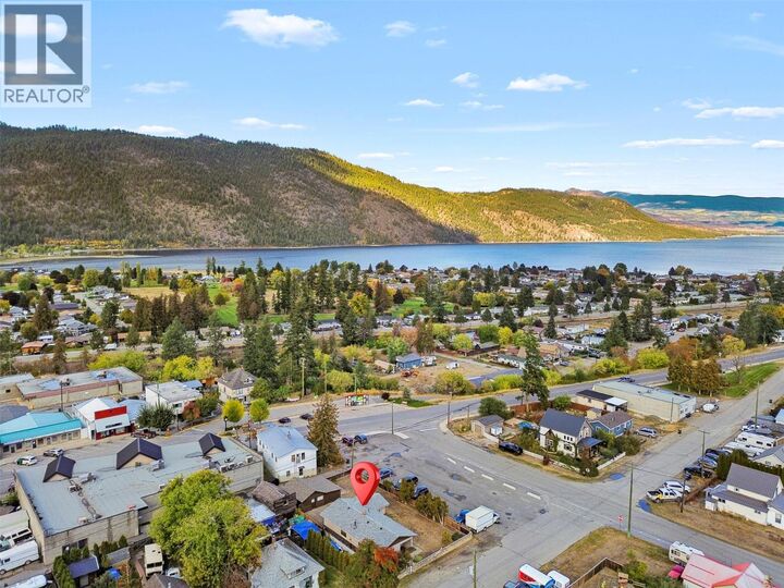 Property Photo:  834 Sicamous Avenue  BC V0E 1M0 