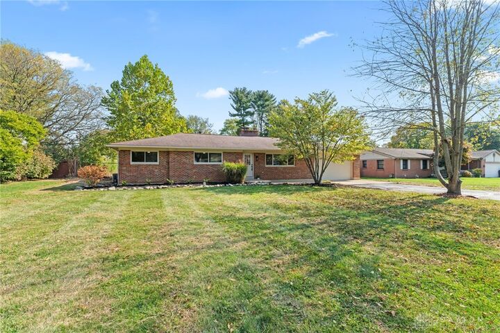 Property Photo: 1010 Renown Road OH 45430