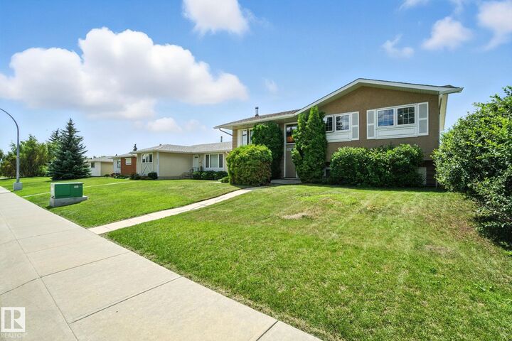 Property Photo:  14936 81 Street NW  AB T5C 1P5