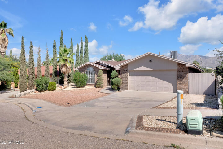 Property Photo: 658 Bluff Canyon Circle TX 79912