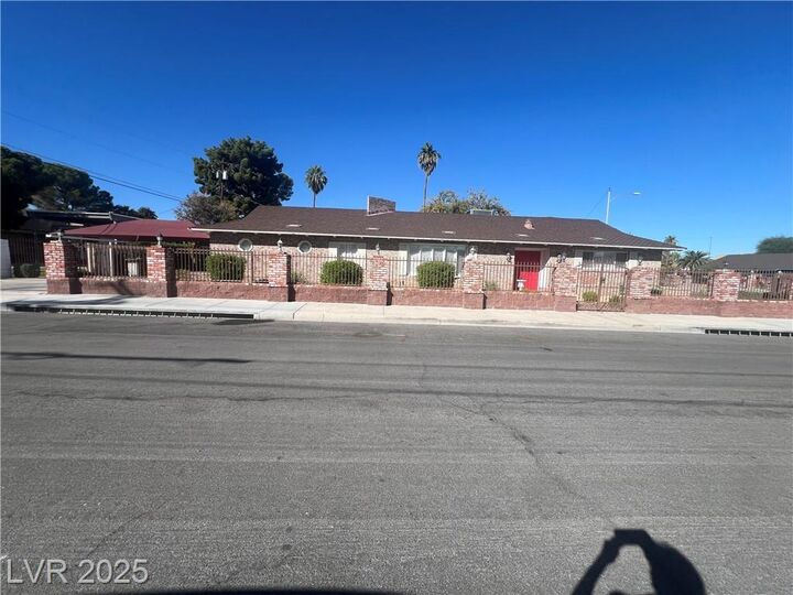 1650 Waldman Avenue -  Las Vegas NV 89102 photo