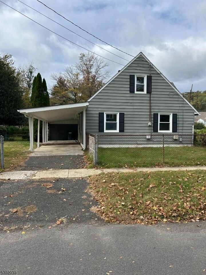Property Photo: 316 Westfield Rd NJ 07076