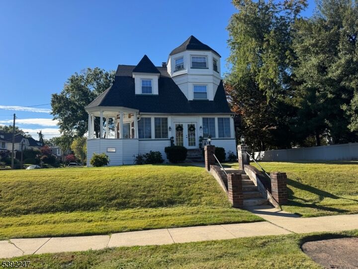 Property Photo:  416 Center St  NJ 07027